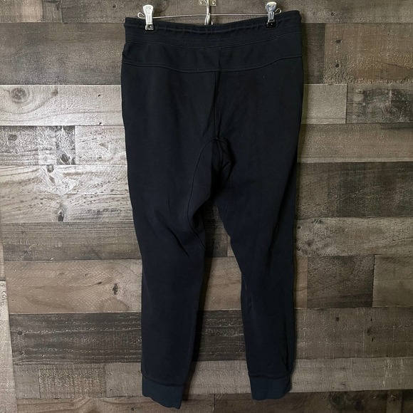 SOLD Nike Womens Tech Fleece Joggers Medium - Picture 4 of 6